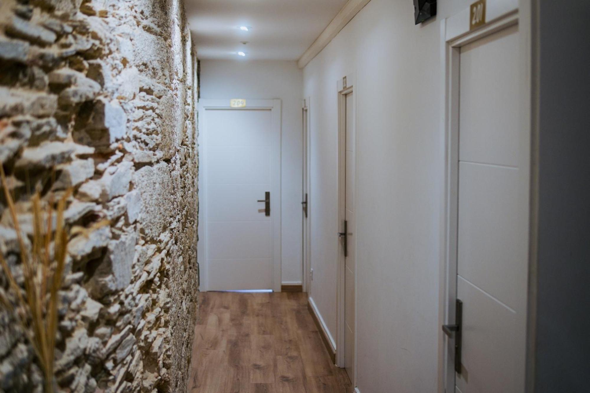 Hostal Santa Cruz Santiago de Compostela Eksteriør billede